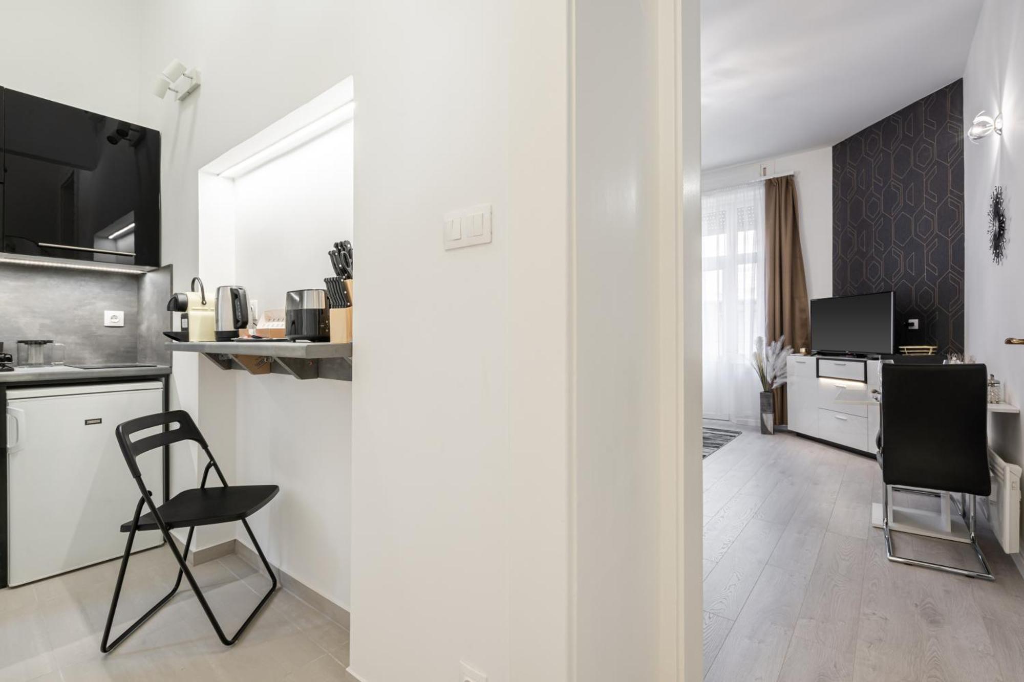 Dorsett Heights Apartment Budapest Bagian luar foto