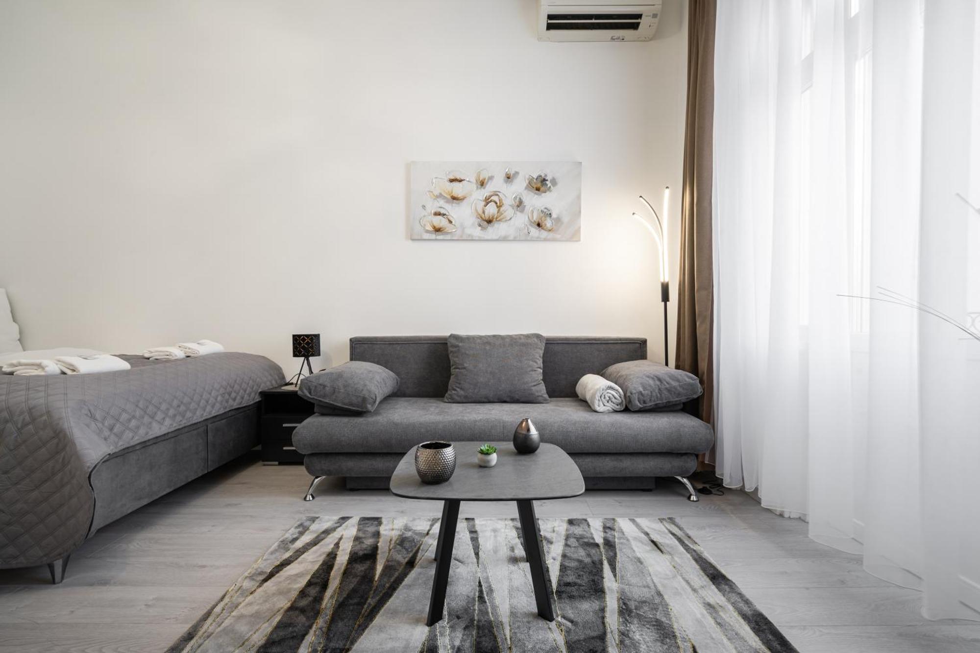 Dorsett Heights Apartment Budapest Bagian luar foto